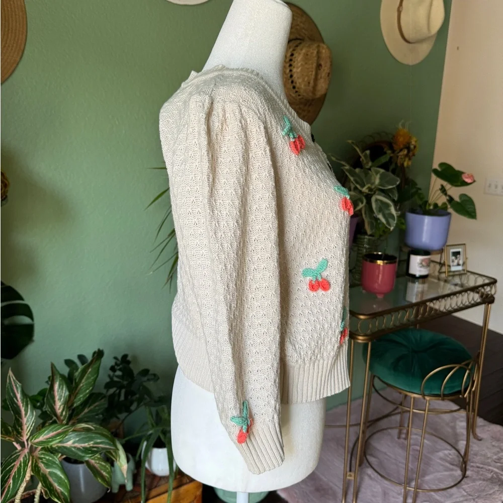 Varga * Vintage Inspired * Cream Cardigan with Cherry Accents *  SZ L - Picture 3 of 6